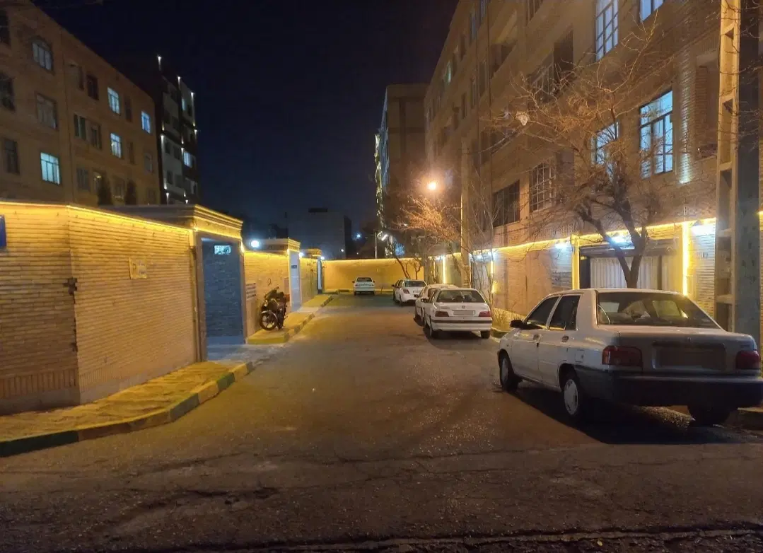 فروش واحد ۷۰ کانال غربی متری سند دار
