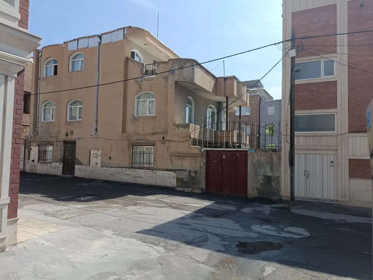 خانه ویلایی ۳طبقه