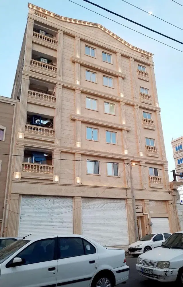 اجاره سالن بزرگ ۲۷۰ متری برای داروخانه