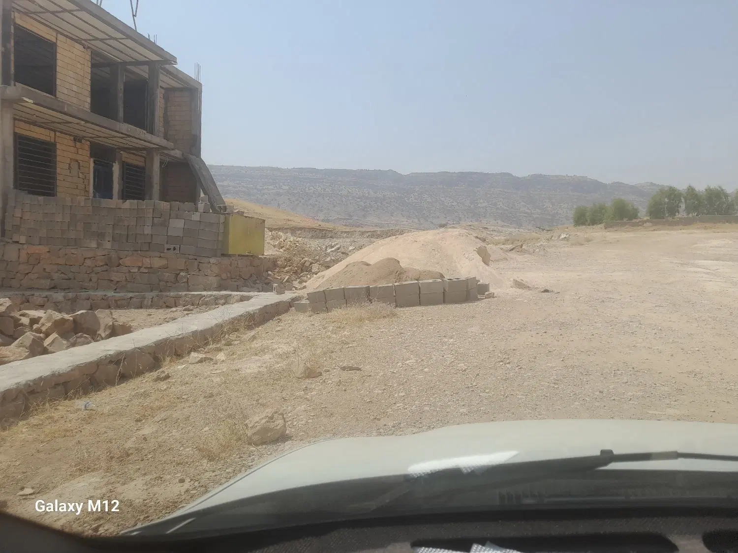 زمین مسکونی