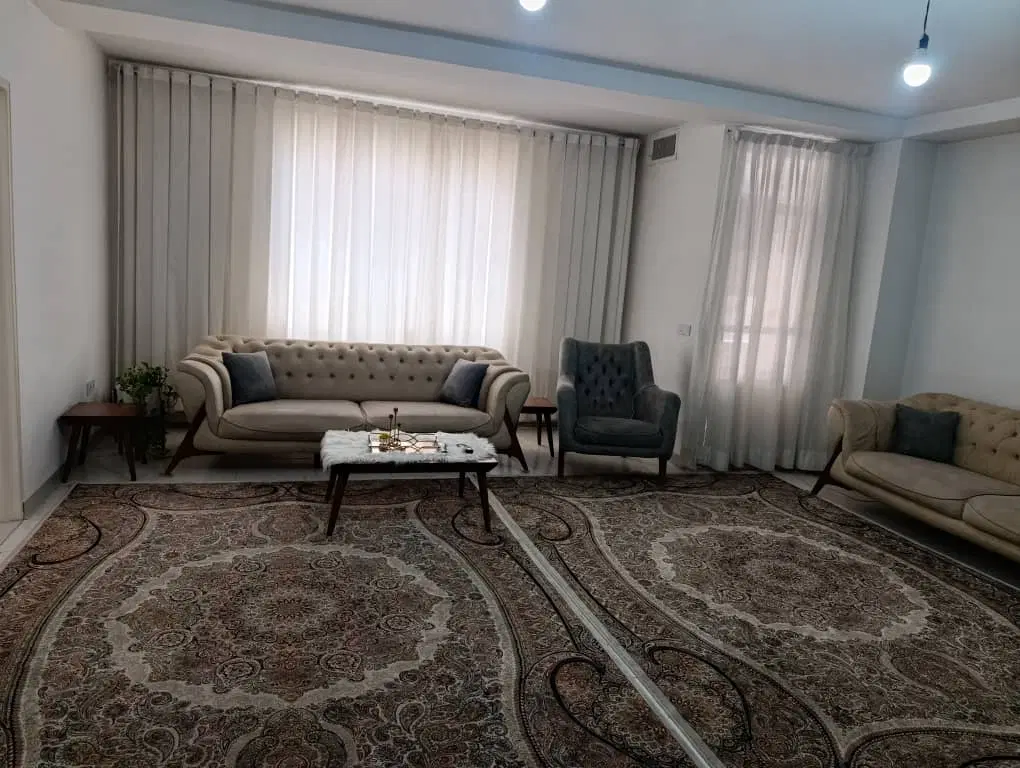 آپارتمان ۹۰متری بهاران