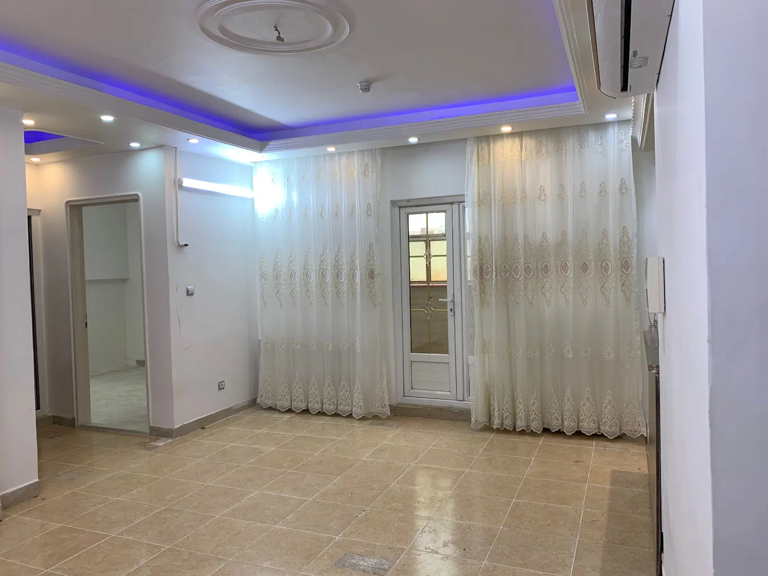 واحد۶۳متری_محله۸_زیره قیمت_کارشناس ستاری