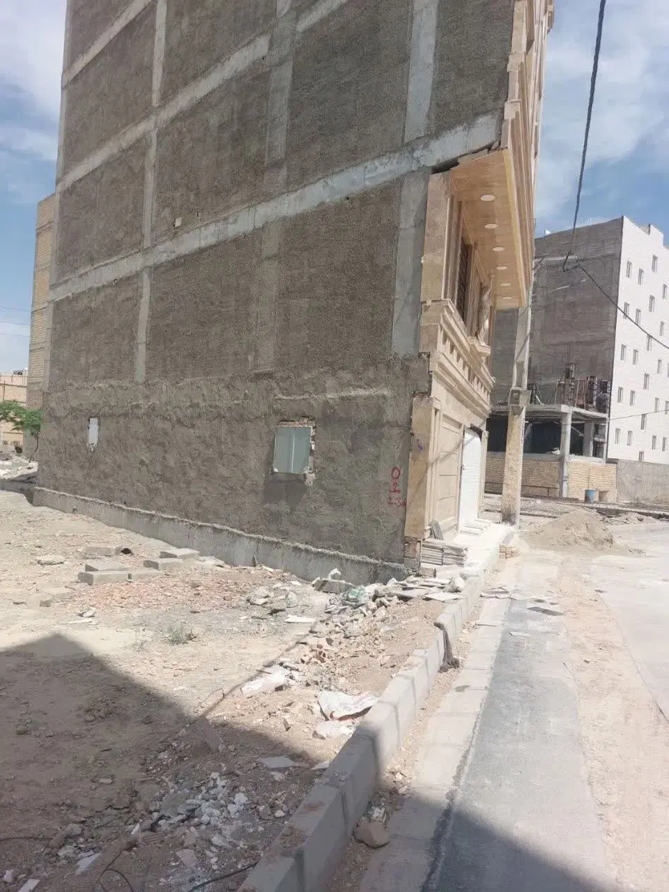 زمین مسکونی آماده ساخت