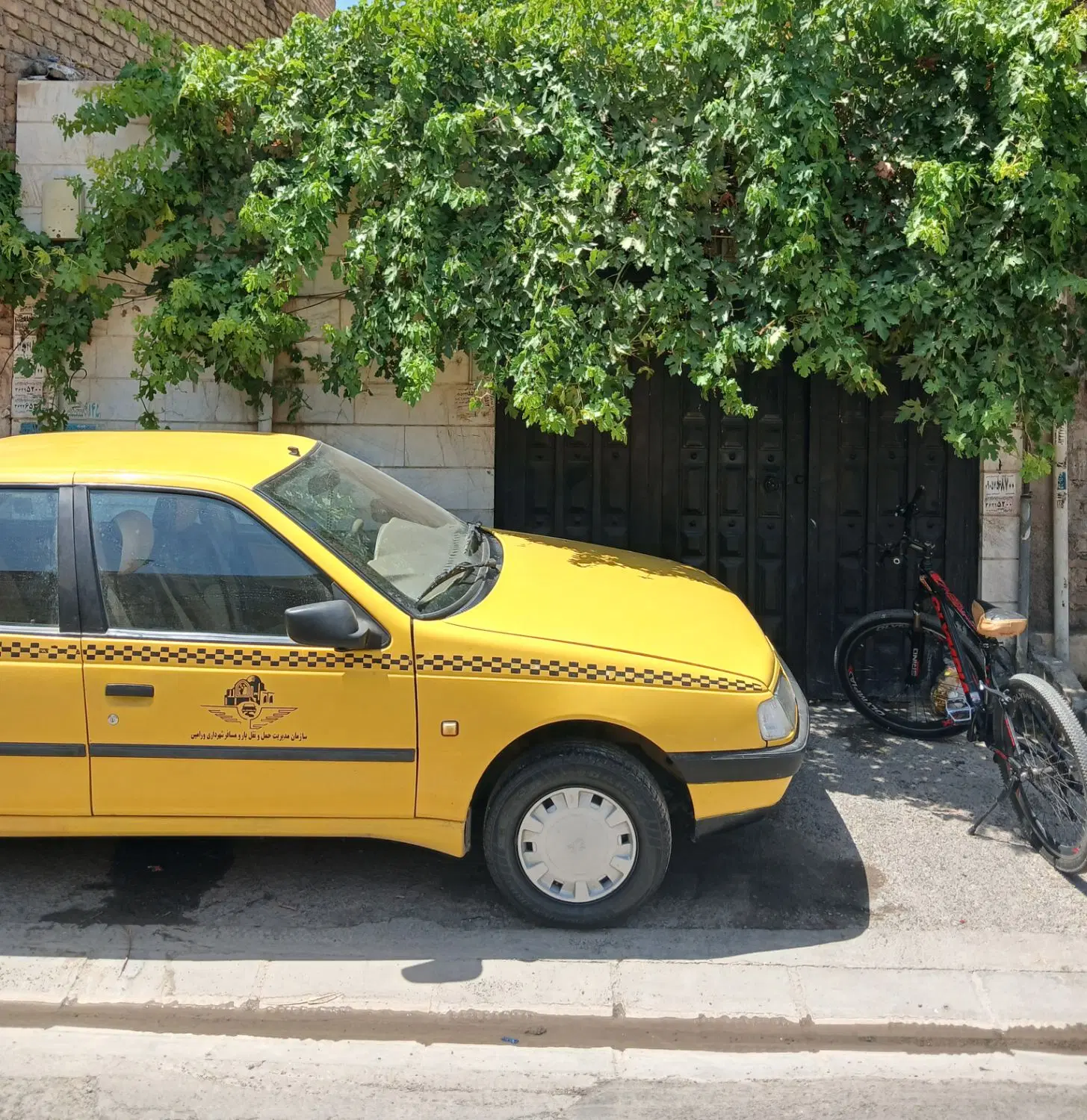 فروش یک باب مسکونی