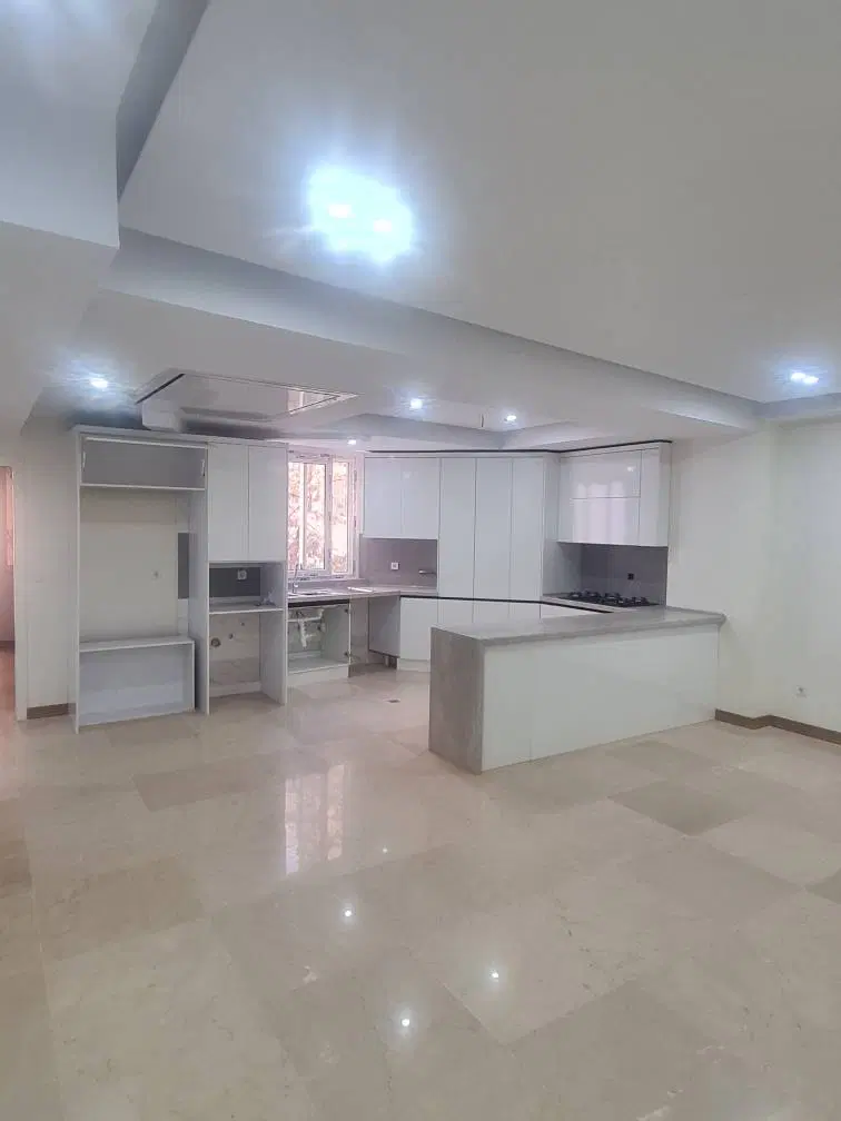 ۹۰ متر مسکونی_ نوساز_ فول امکانات_ دبستان