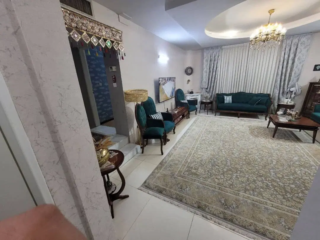 خانه دانشجو بلوار اموزگار