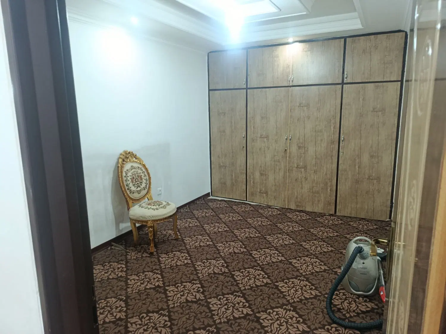 اجاره آپارتمان تک واحدی اسلامشهر ( گلستان)