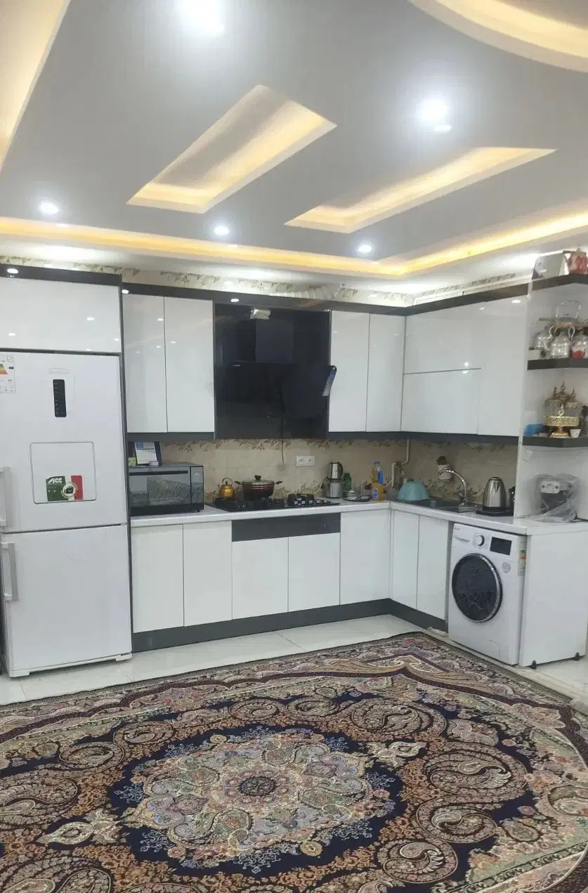 شدیدا پیگیر خانه هستم