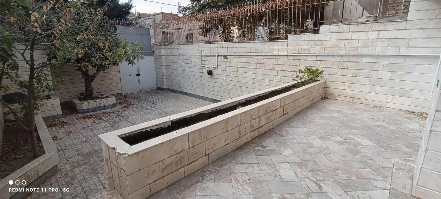 رهن و اجاره ویلایی دربست ابتدای بلوار حافظ