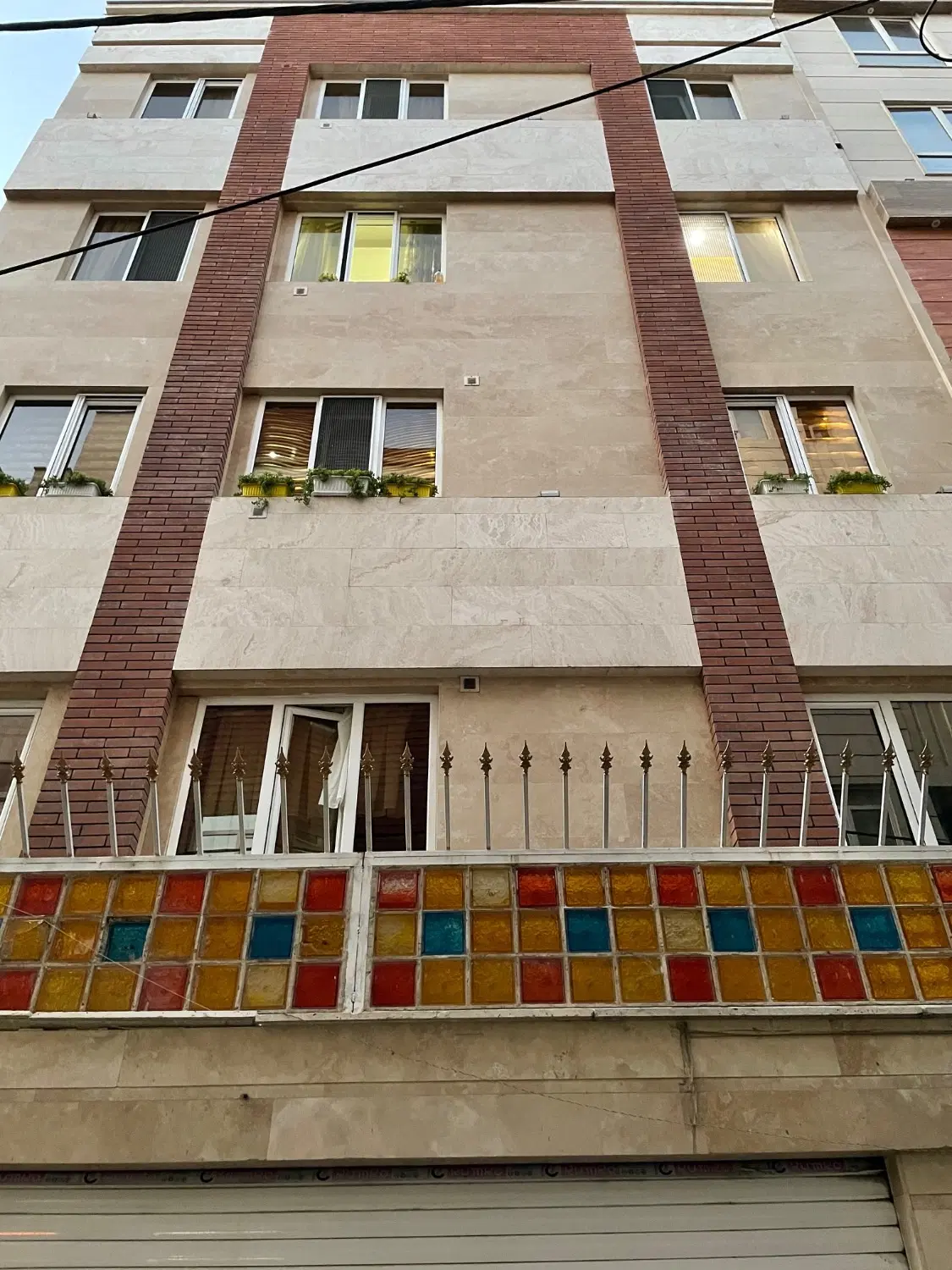 آپارتمان ۹۰ متری