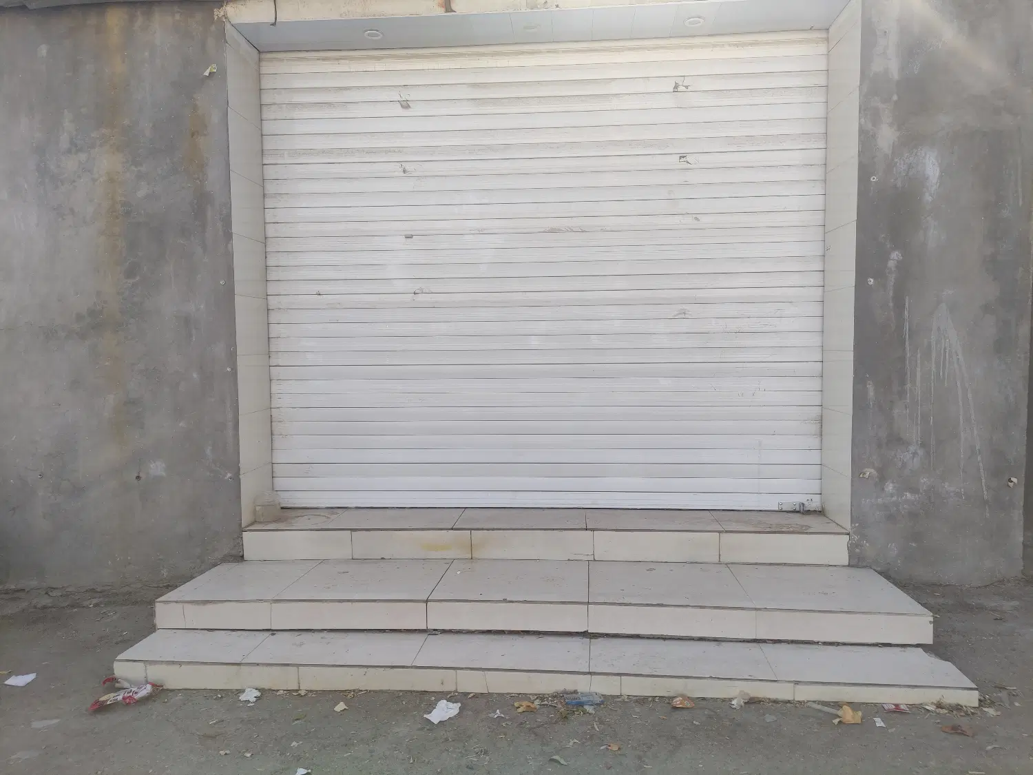 رهن و اجاره مغازه بر خیابان