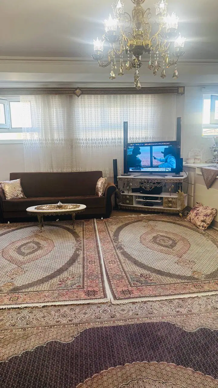 ۸۰متربهارشرقی ۲خوابه تک واحده شخصی ساز