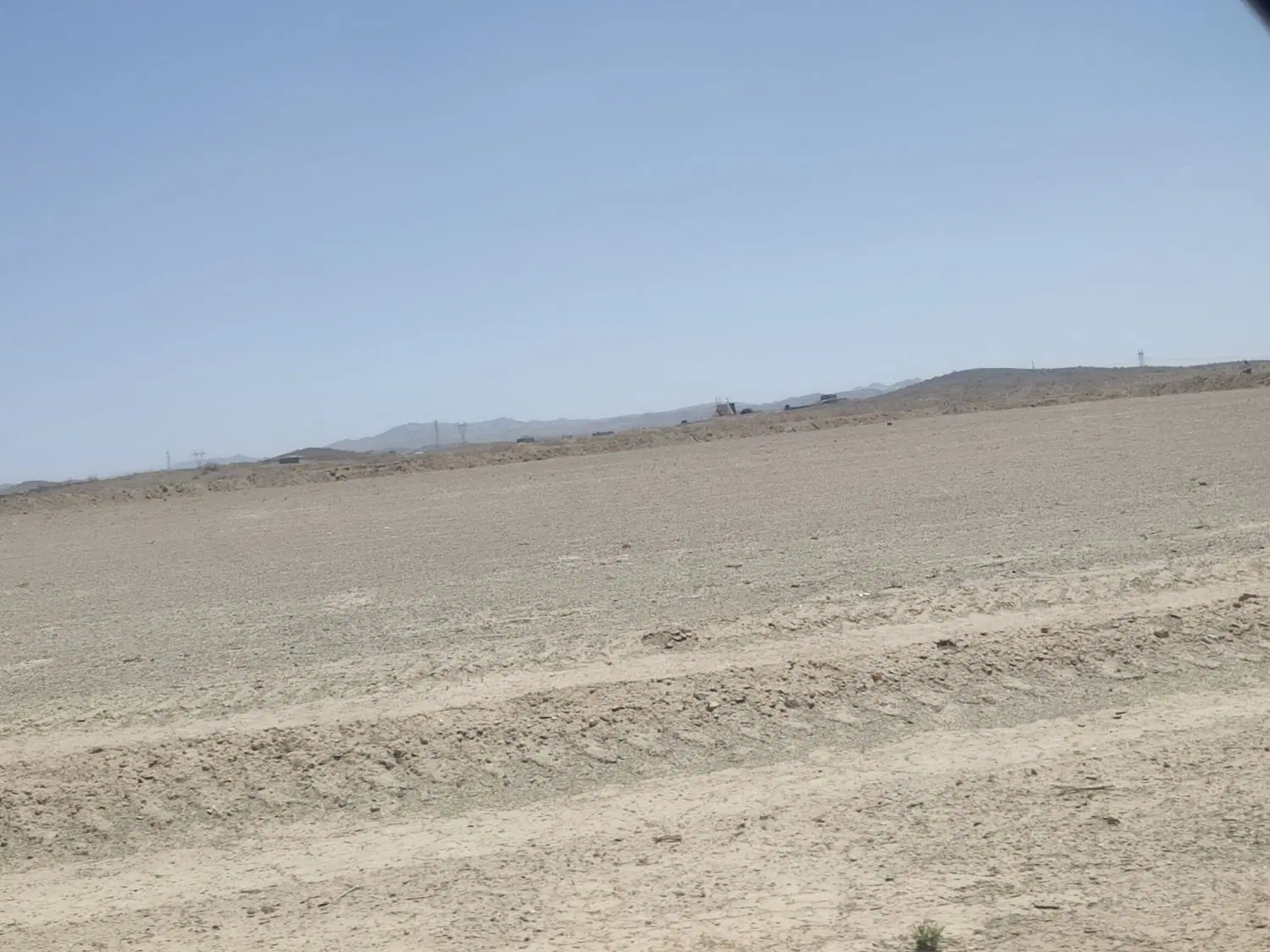 زمین چشمه زیارت