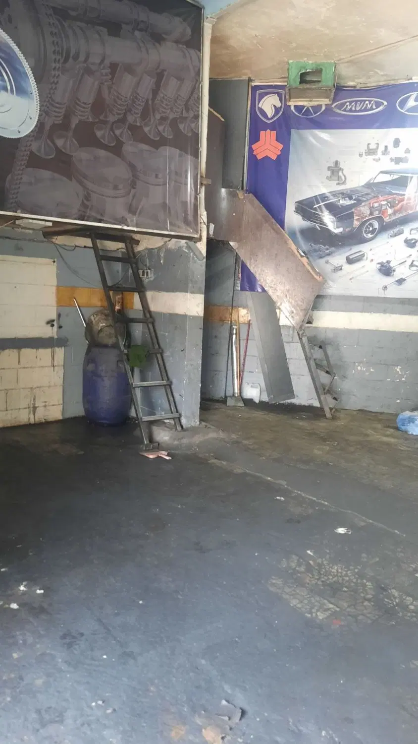 ۶۵ متر مغازه با ۱۲ متر بالکن جهت مکانیکی و صافکاری