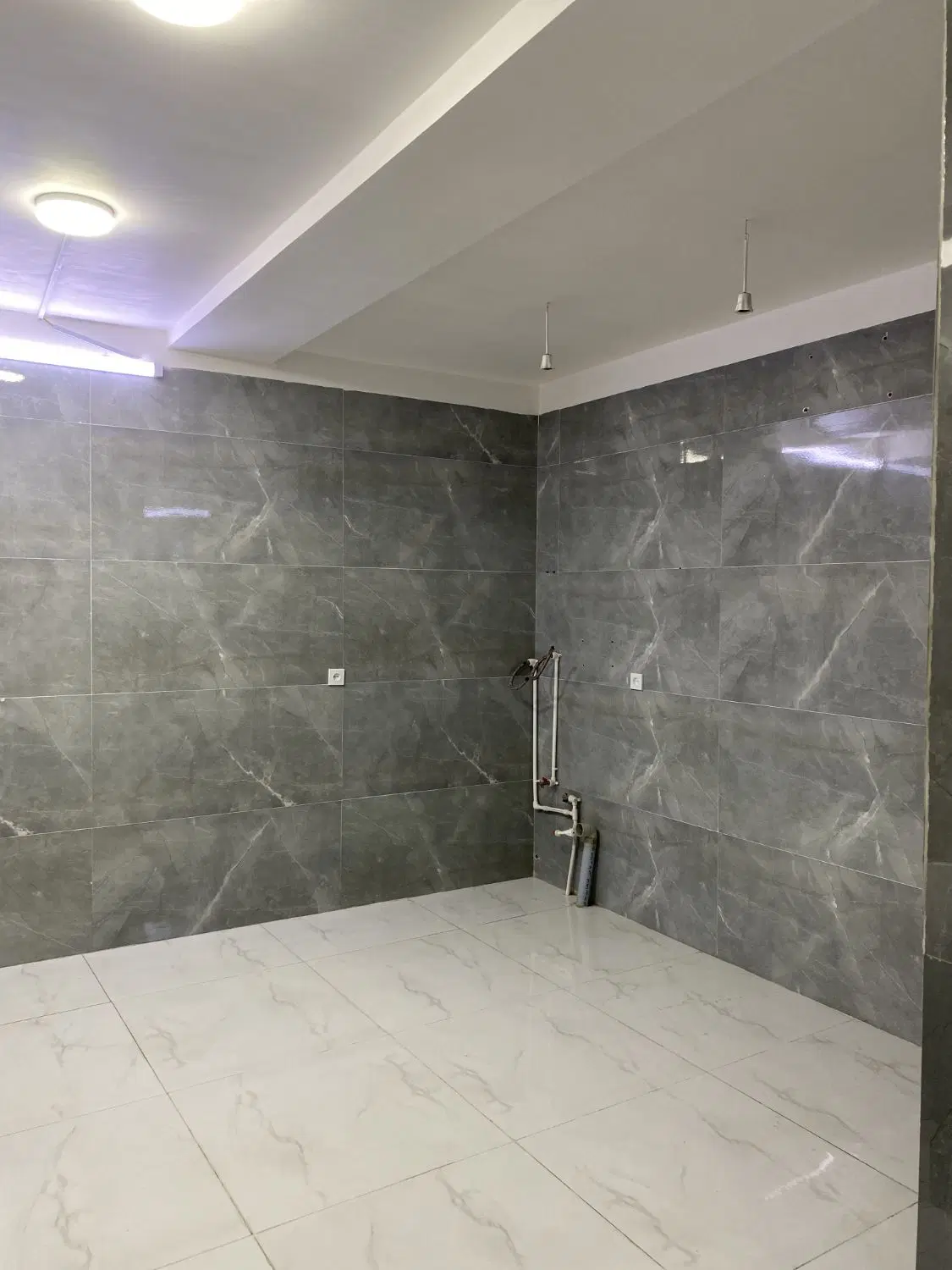 رهن مغازه بر خیابان اصلی