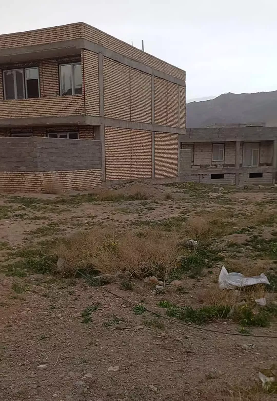 زمین مسکونی