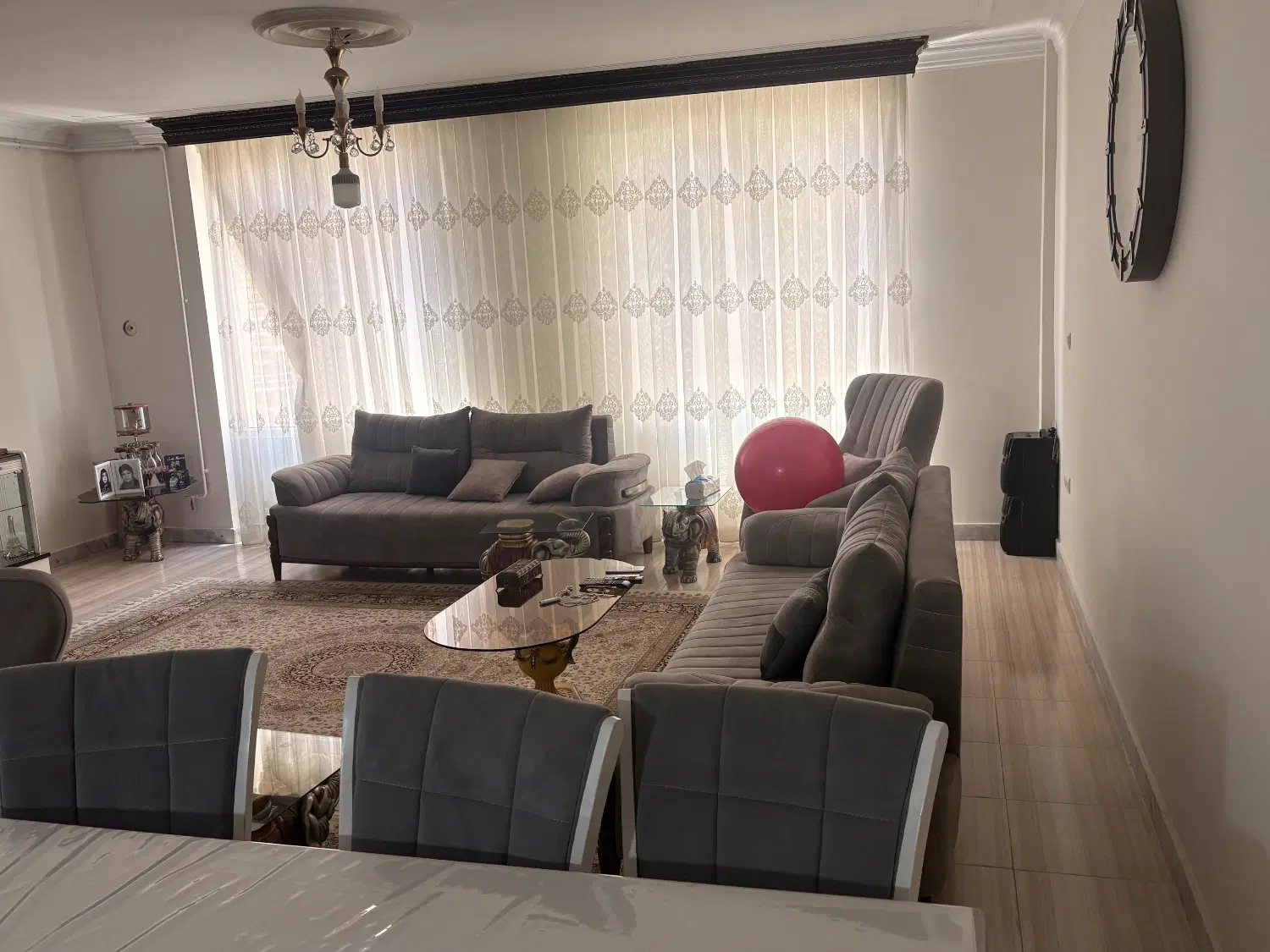 اپارتمان ۱۳۰ متری سه خواب مصوری