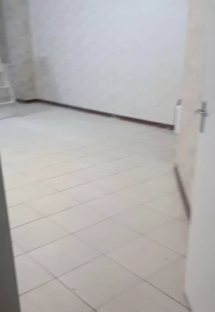 واحد تجاری واداری