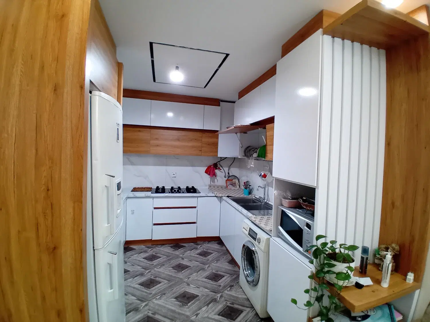 خانه دوطبقه ۱۰۰ متری رهنان نزدیک ابوذر