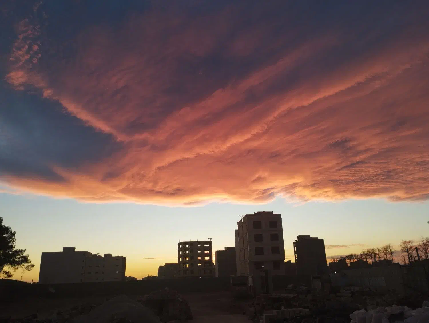 یک باب منزل مسکونی ویلایی ۱۵۰متری