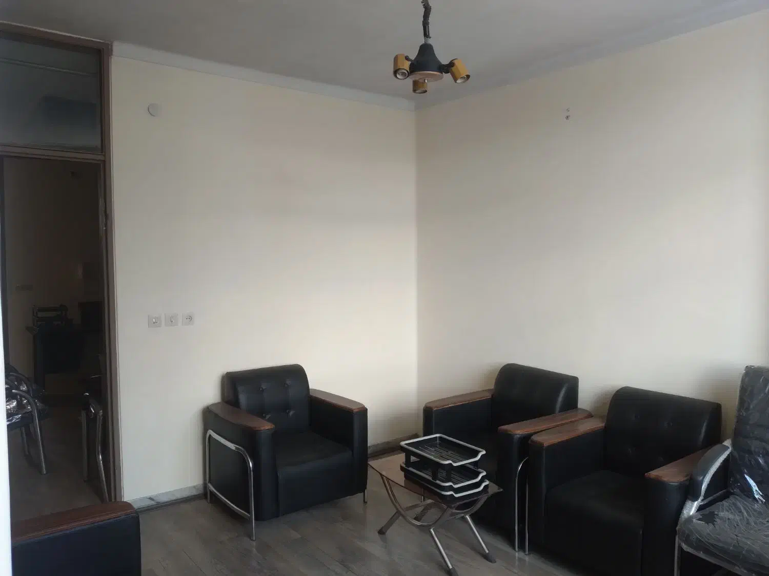 اجاره دفتر کار در نبش چهار راه مارالان با دیدعالی