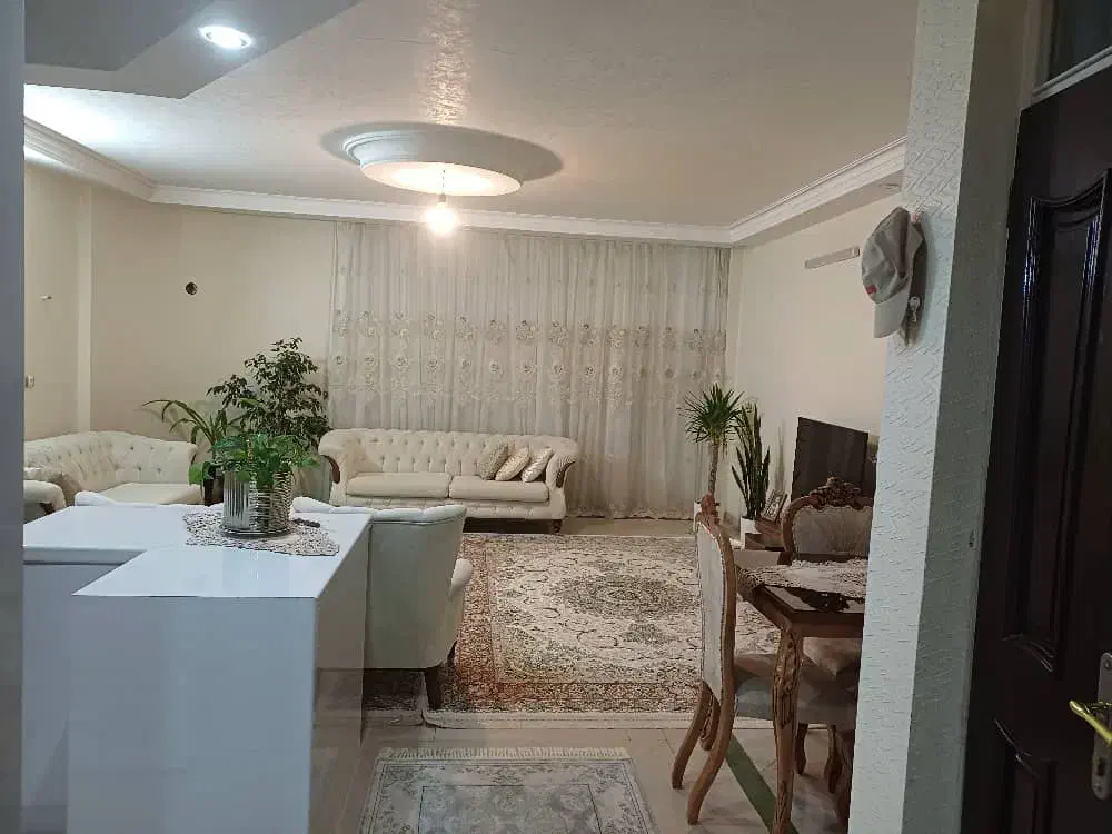 عطار 98 متری فرعی 13 شرقی