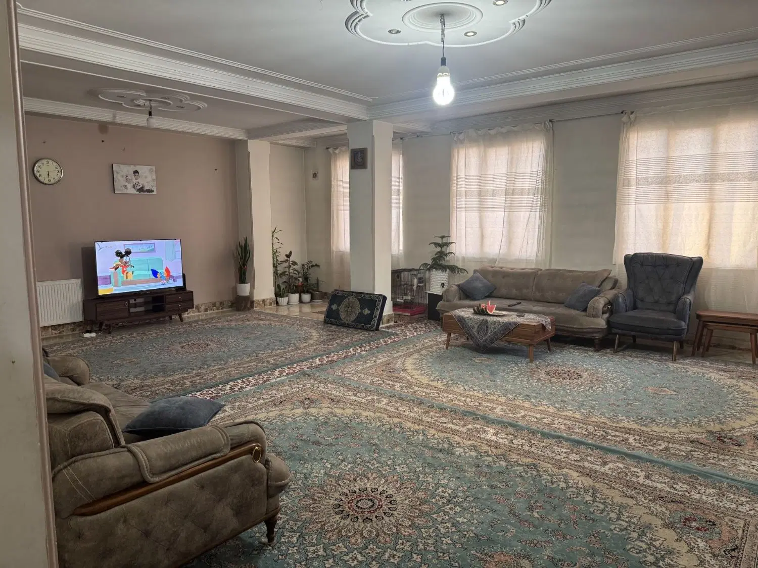 تک واحدی ۱۲۰ متری اجاره ای