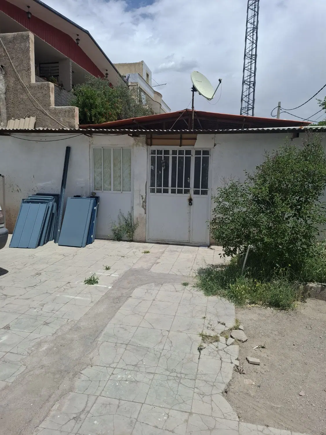150 متر منزل ویلایی