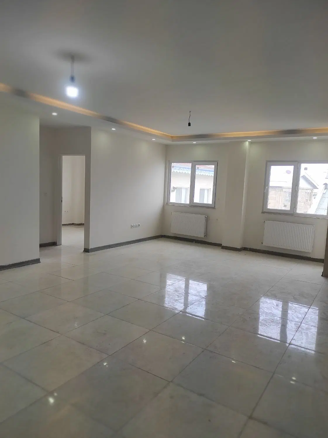فروش آپارتمان ۹۳متری ۲خوابه در یخسازی