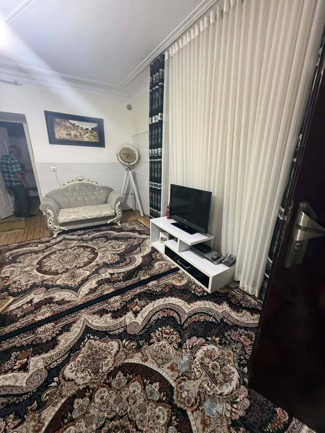 ۴۳ متر تک واحد
