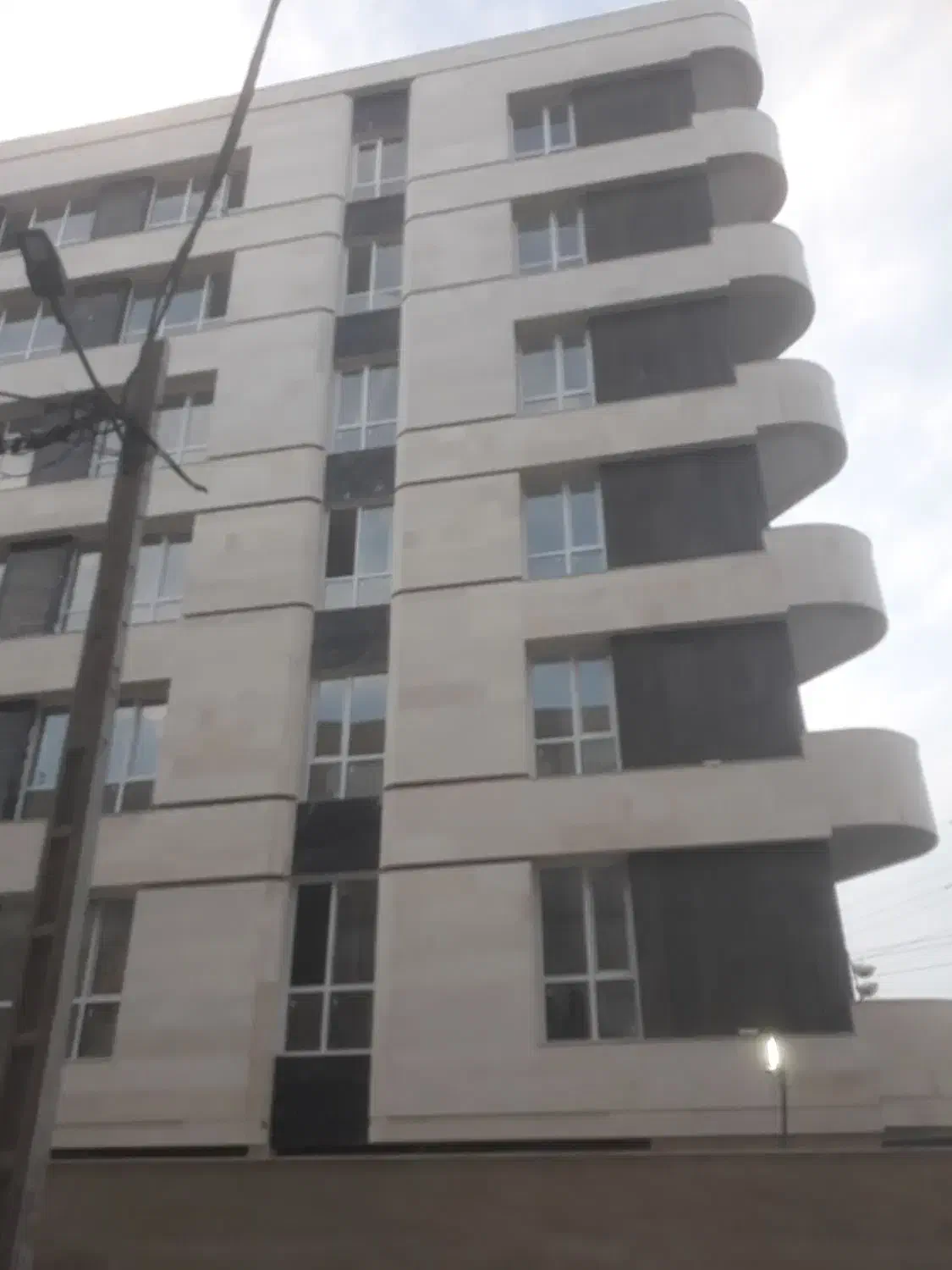 ۸۳متر چهارراه ورزش شاهد