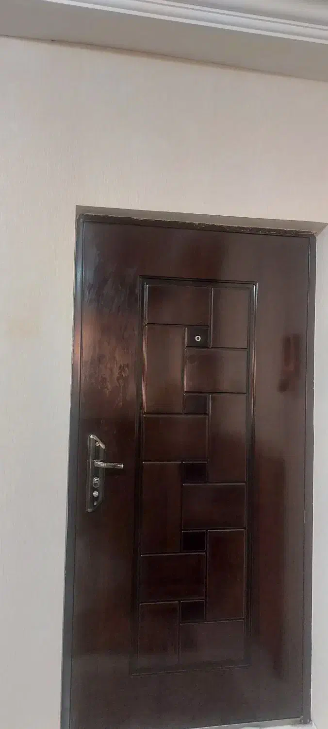 فروش یک واحد آپارتمانی