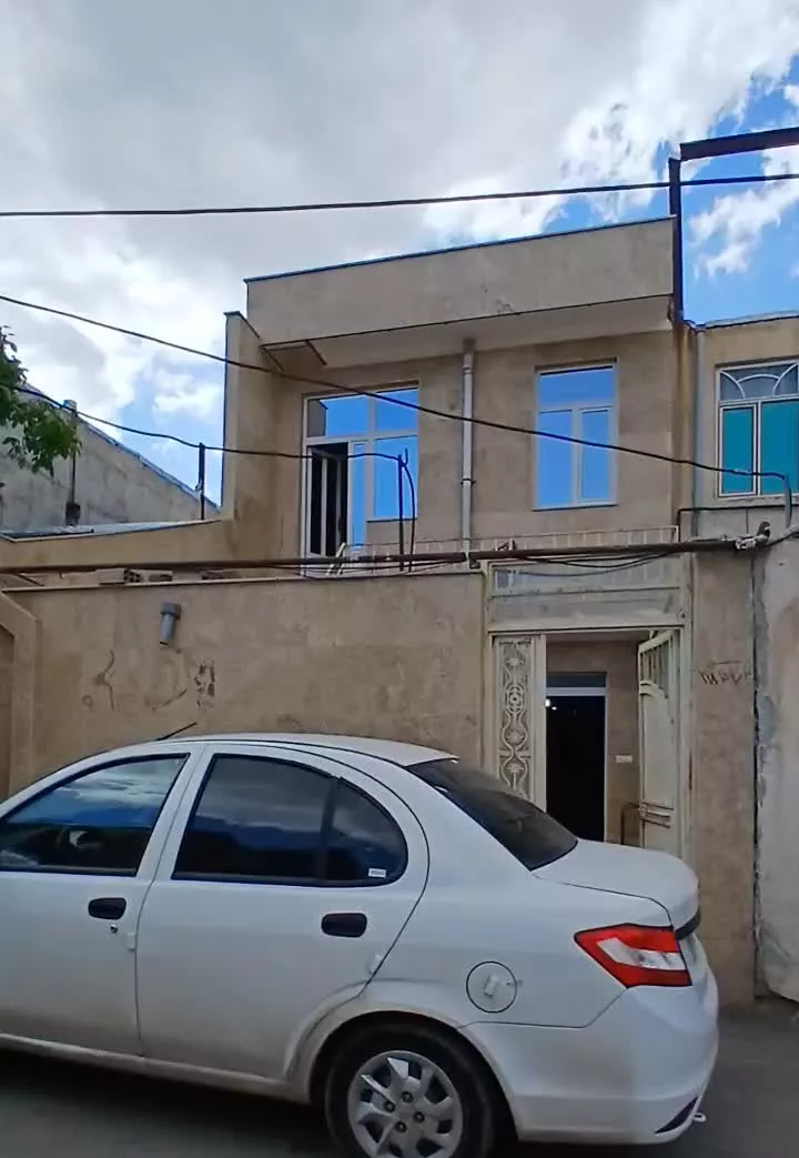 فروش خانه ۲ طبقه ویلایی