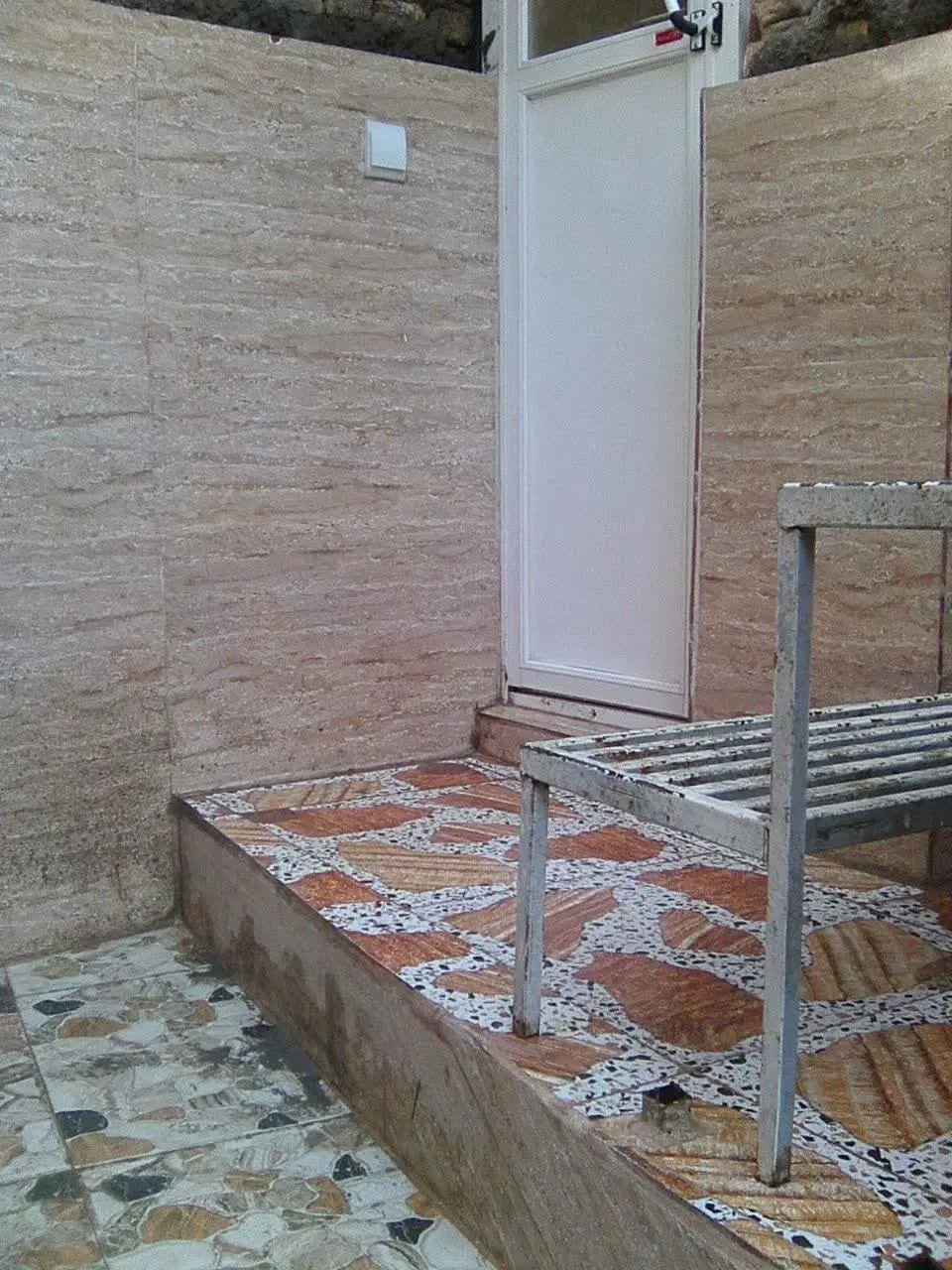 منزل نقلی