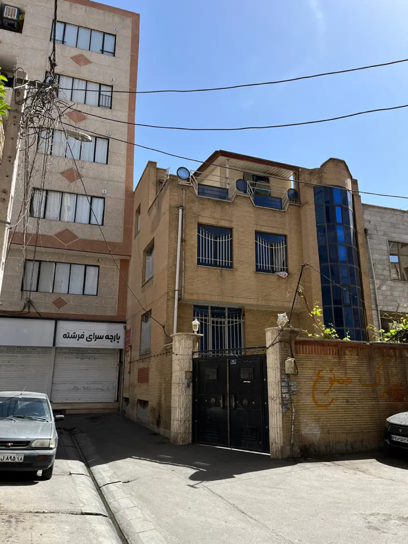 خانه ویلایی ۴ واحدی چسب بازارچه دونبش