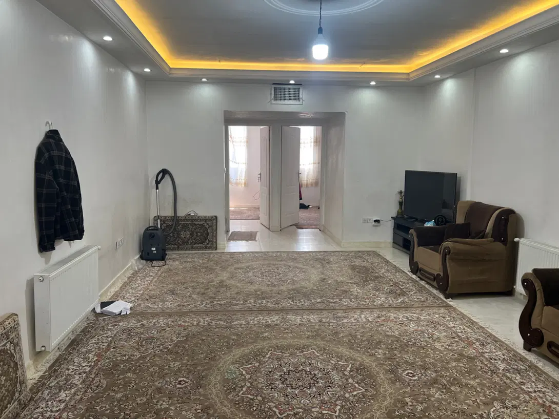۹۰ متر (تهرانپارس شرقی )