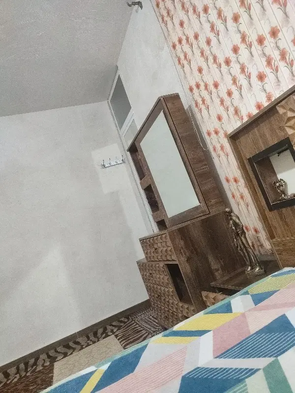 خانه اجاره ای طبقه دوم وسط شهر