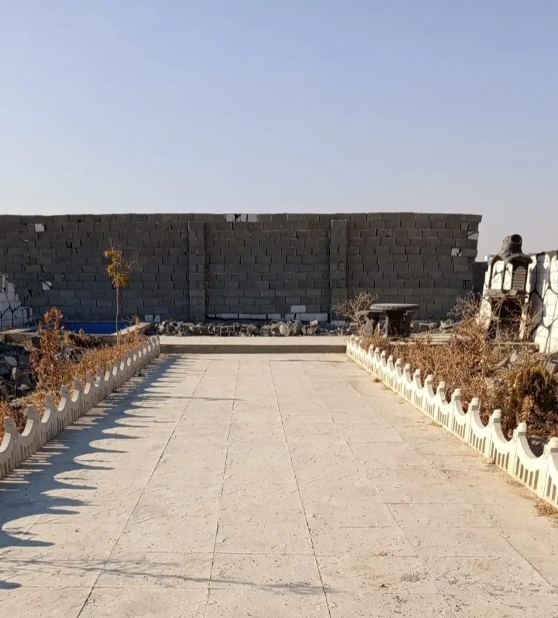 ۲۳۱ متر باغچه زمین سنددار