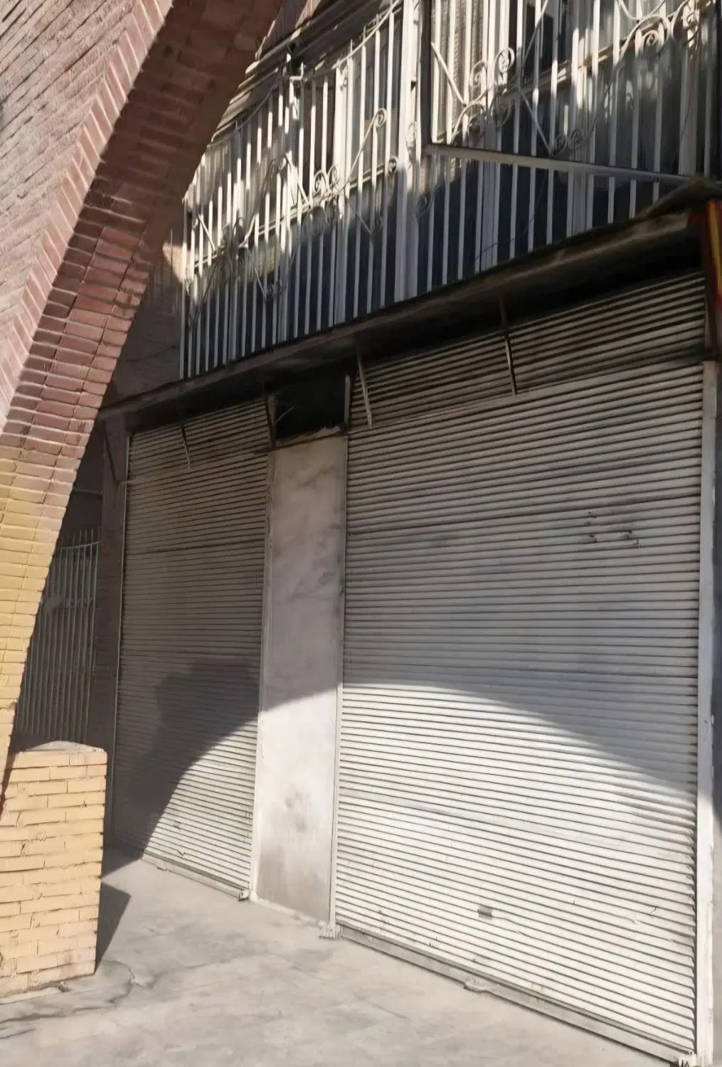 ۲۲ متر مغازه