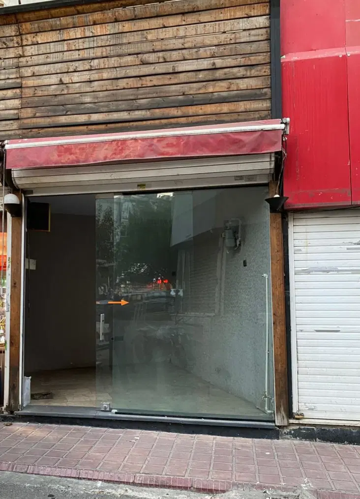 ۱۱متر تجاری