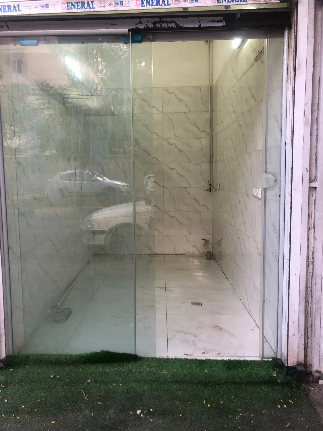 مغازه اجاره ای در ۲۲ بهمن