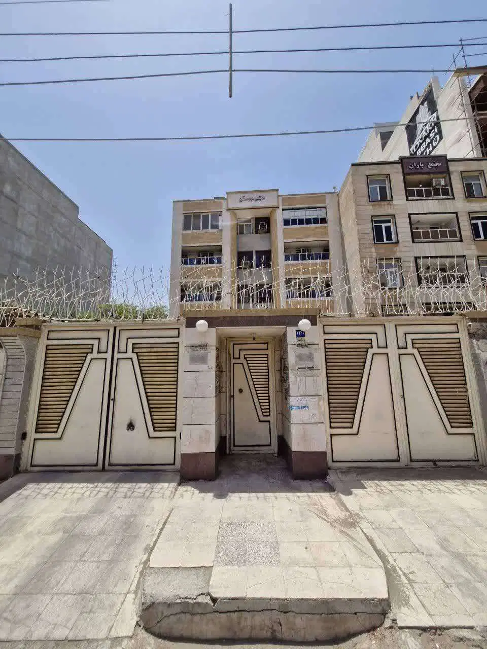 واحد 91 متری_پارکینگ سندی