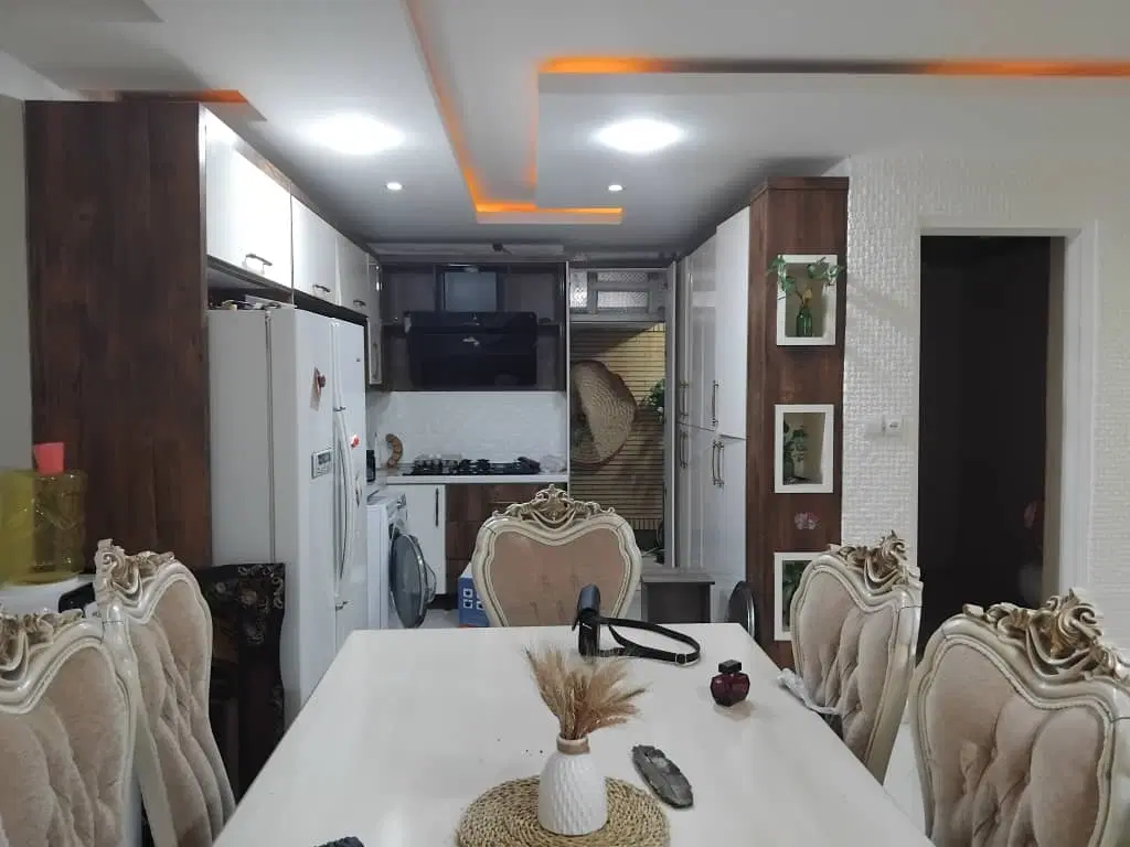 رهن و اجاره دو خوابه ۱۳۰ متری ،بهشت بندر