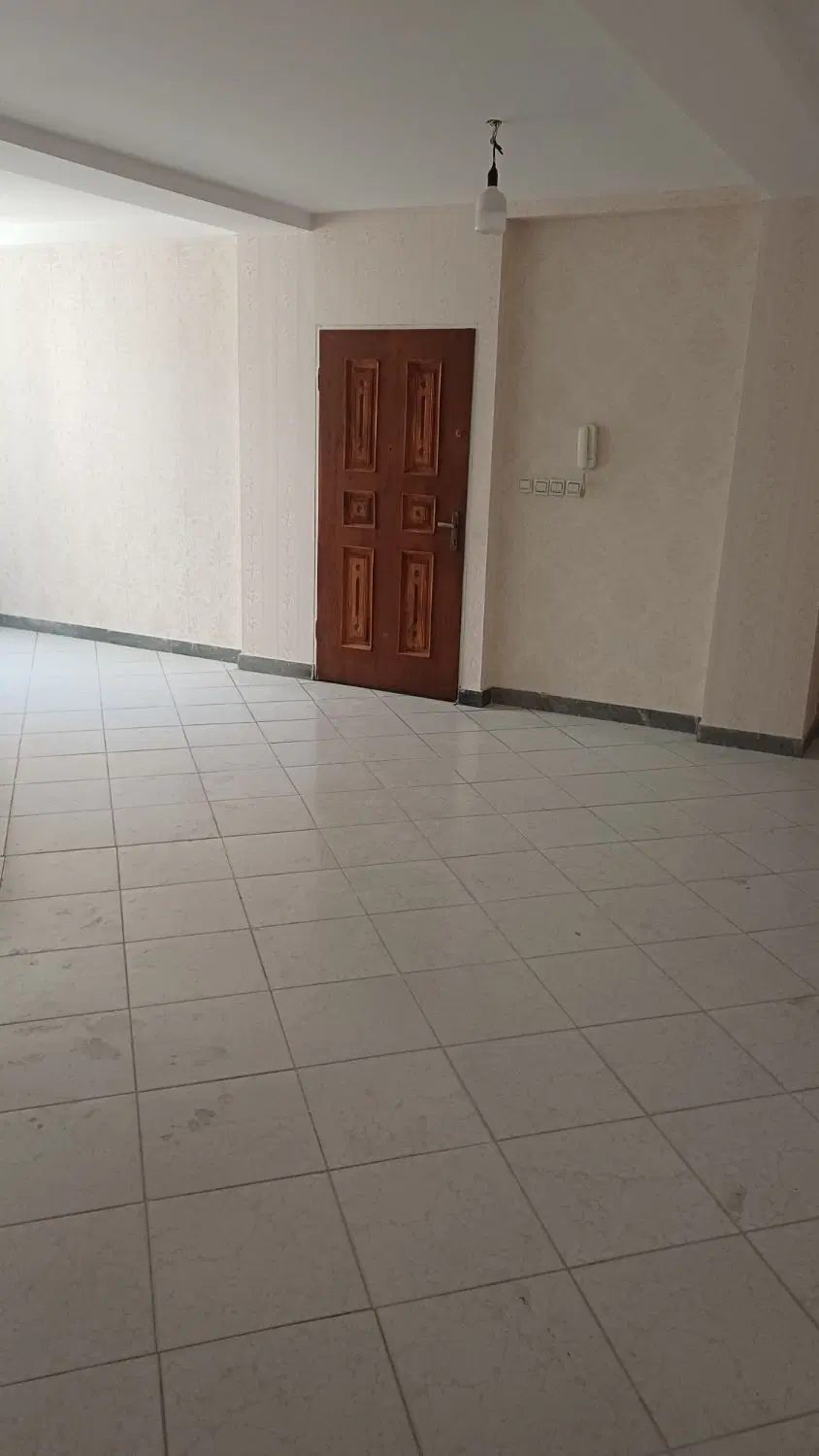 ۹۰مترتخلیه  تکواحدی   دارای پارکینگ انباری