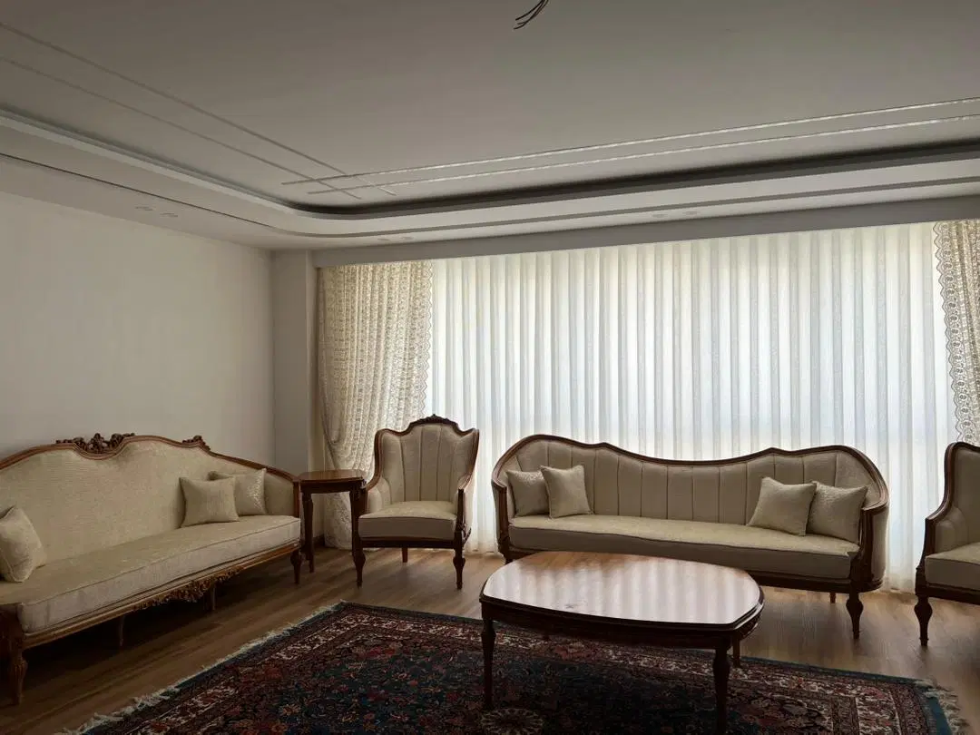 ۷۲ متر اپارتمان در شهرک اندیشه