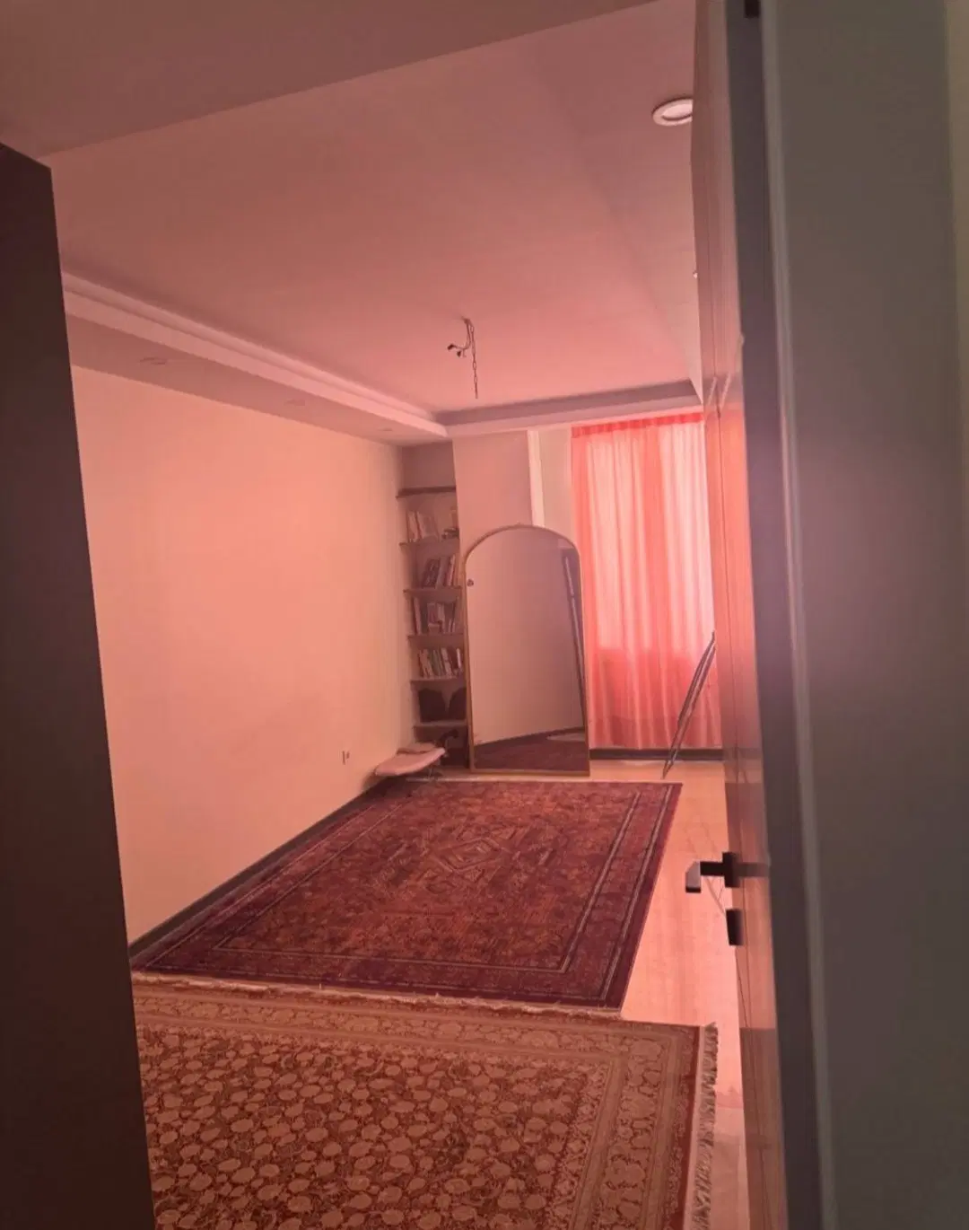 آپارتمان 83 متری فول تک واحدی