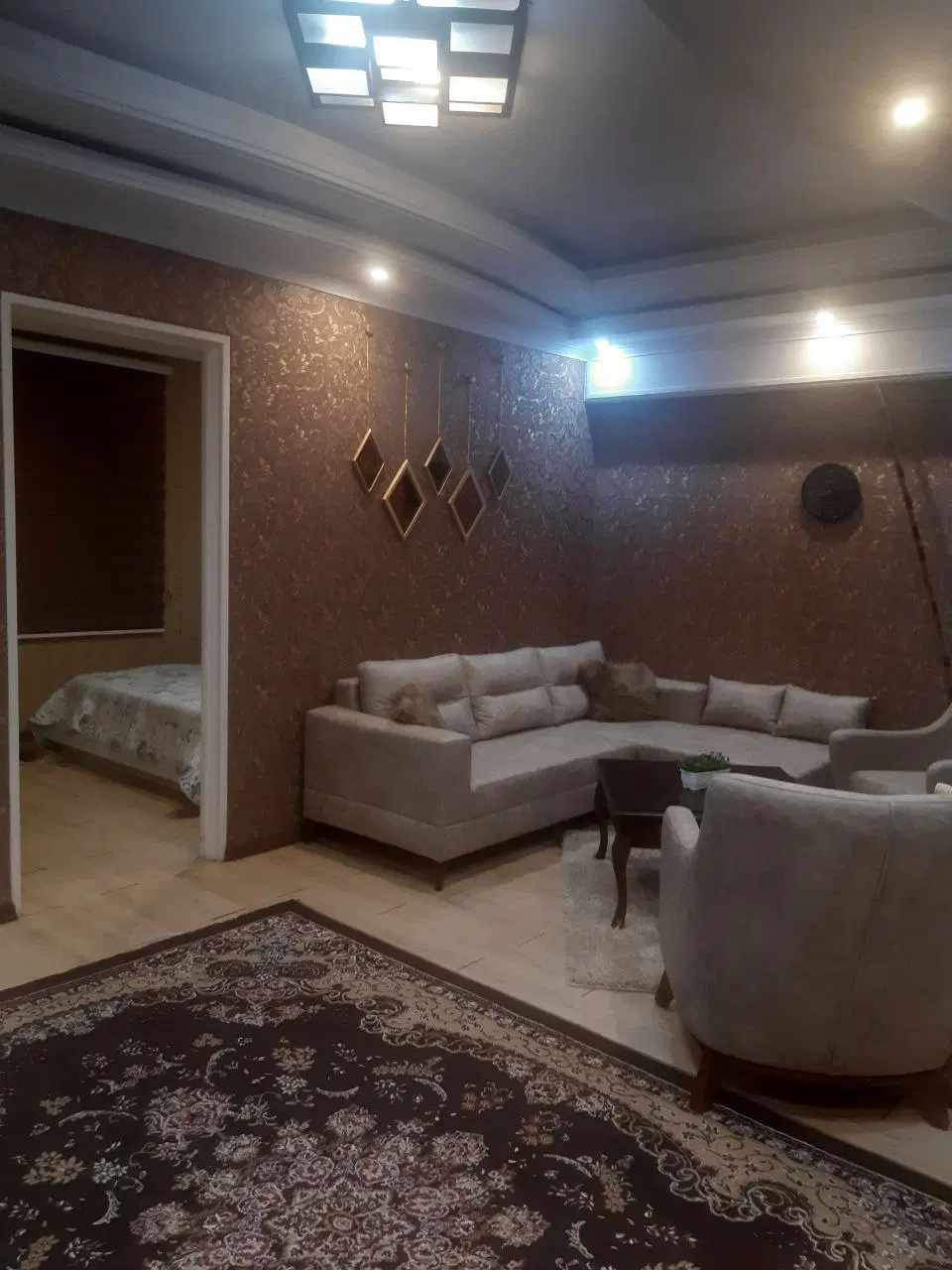 ۵۰ متری بلوار اردیبهشت شمالی کوچه ۲۱۴