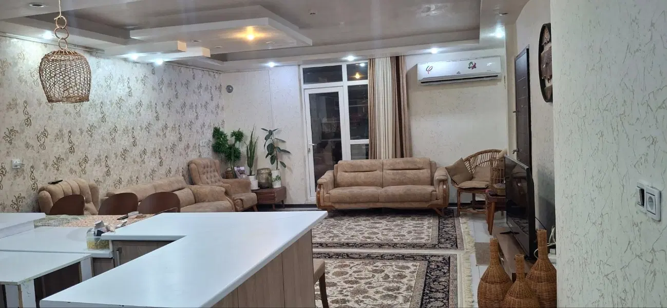 فروش آپارتمان ۹۰ متری بسیار تمیز