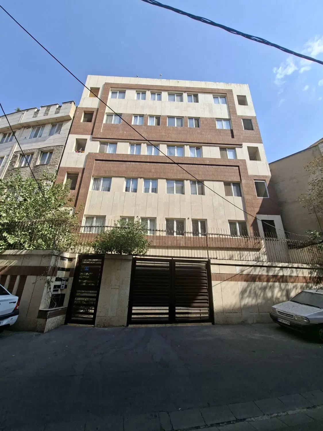 ۸۴متر فول طبقه اول سبلان جنوبی