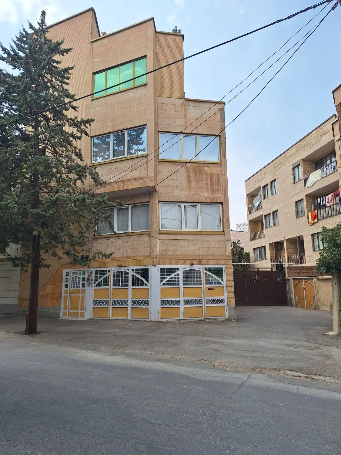 ۴۲ متری راه جدا (همکف)